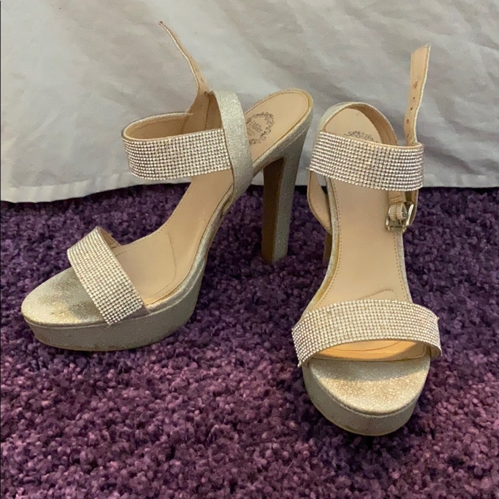 Silver sparkly 5 in heels